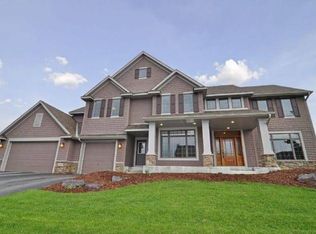 18948 Explorer Trl, Eden Prairie, MN 55347