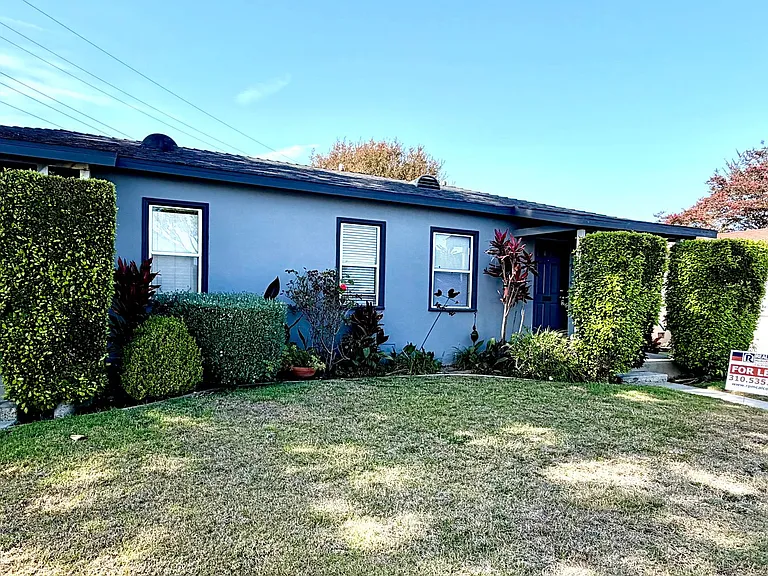 2105 W Carson St — Photo 1