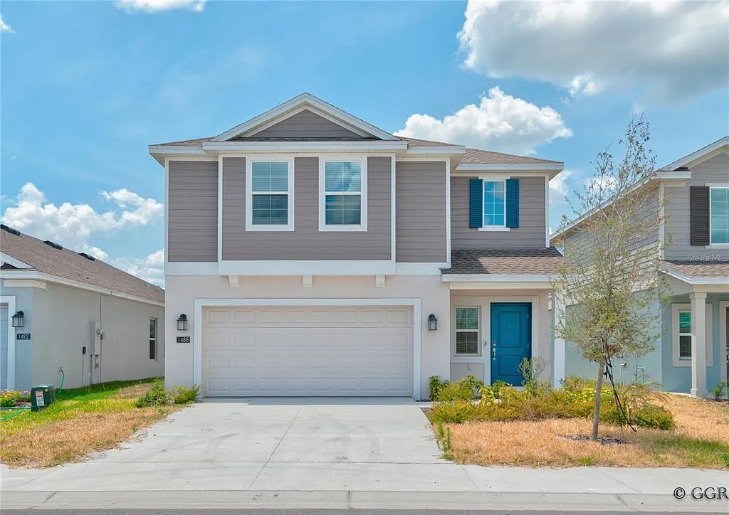 4 bed, 2.0 bath, 1890 sqft, $2,350 — Photo 1