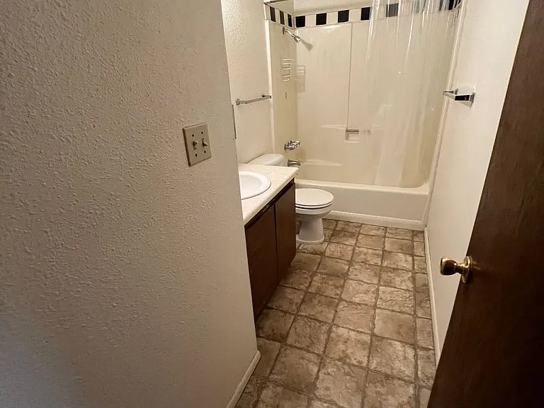 6457 N Snowflake Dr — Photo 6