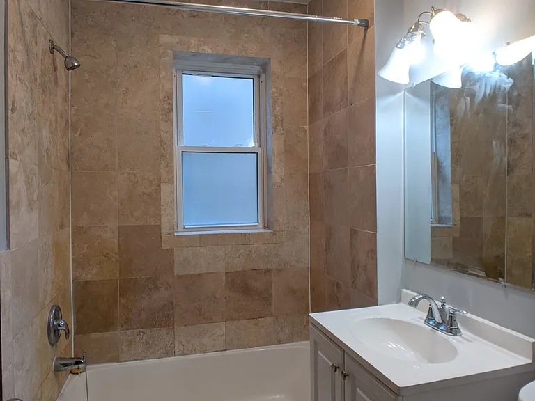 5029 N Harding Ave #1W — Photo 16