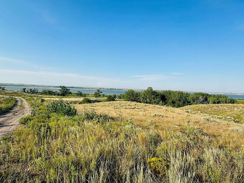 2nd image of 9 Shoreline Drive Shrs