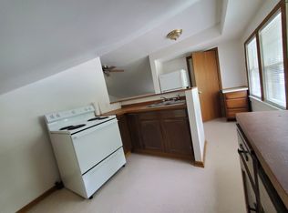 1022 Brighton Dr #2, Menasha, WI 54952