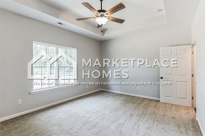 1612 College St SE — Photo 15