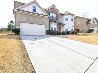 575 Ballyshannon Dr, Dacula, GA 30019