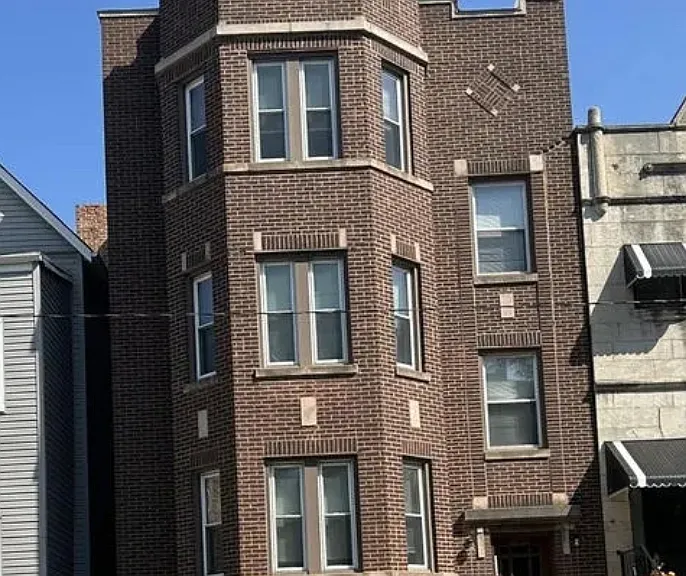 6523 S Greenwood Ave #1 — Photo 1