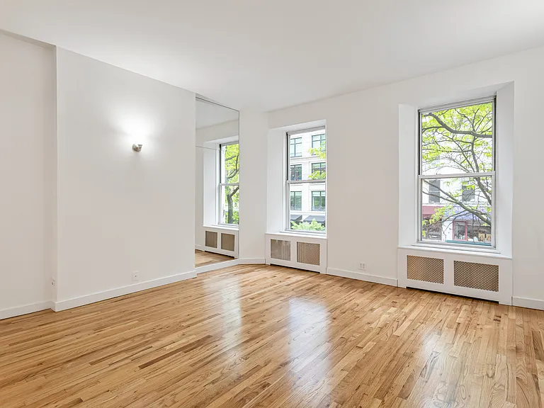 856 Lexington Ave #3 — Photo 7