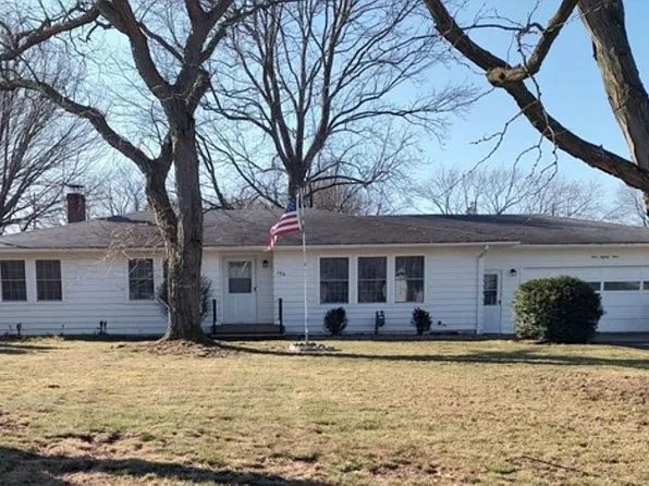 184 Butternut Dr, Amherst, OH 44001