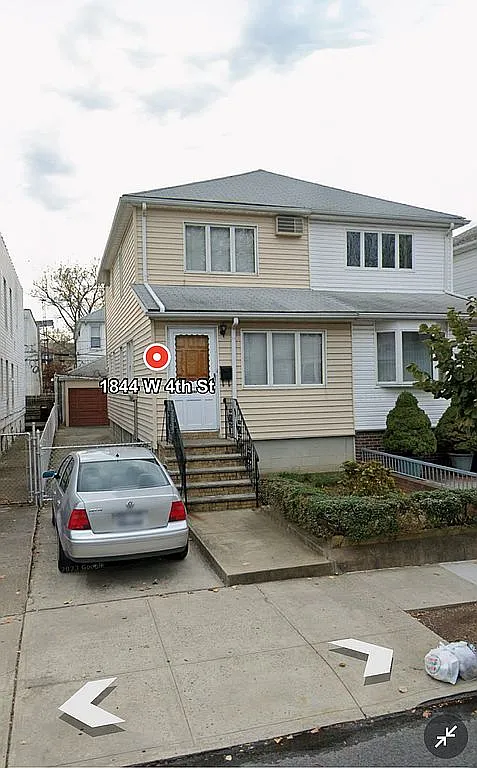 1844 W 4th St photo 1