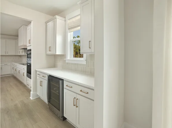 3045 Macaron Ct, Ravenel, SC 29470