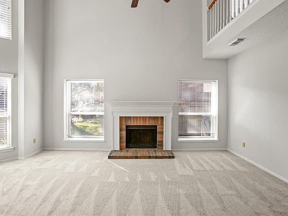 5th image of 1131 Woodside Ct