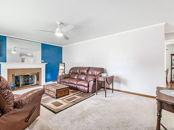 5th image of 103 E Hocking St