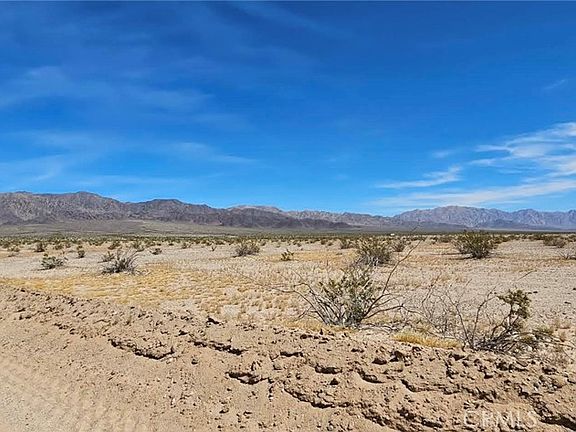 4th image of 3017 Shadow Mountain Rd