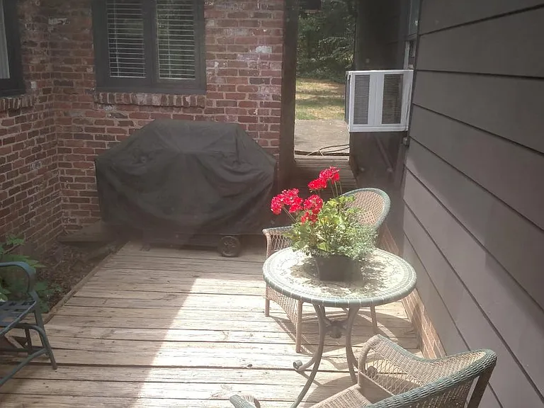 courtyard patio