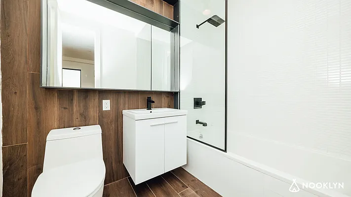 Rented by Nooklyn NYC LLC | media 22