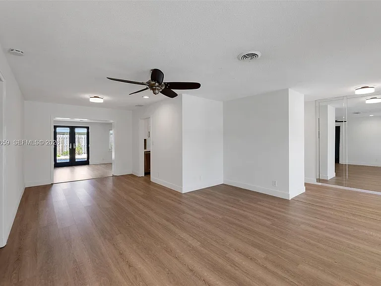 6341 NE 22nd Ave — Photo 15
