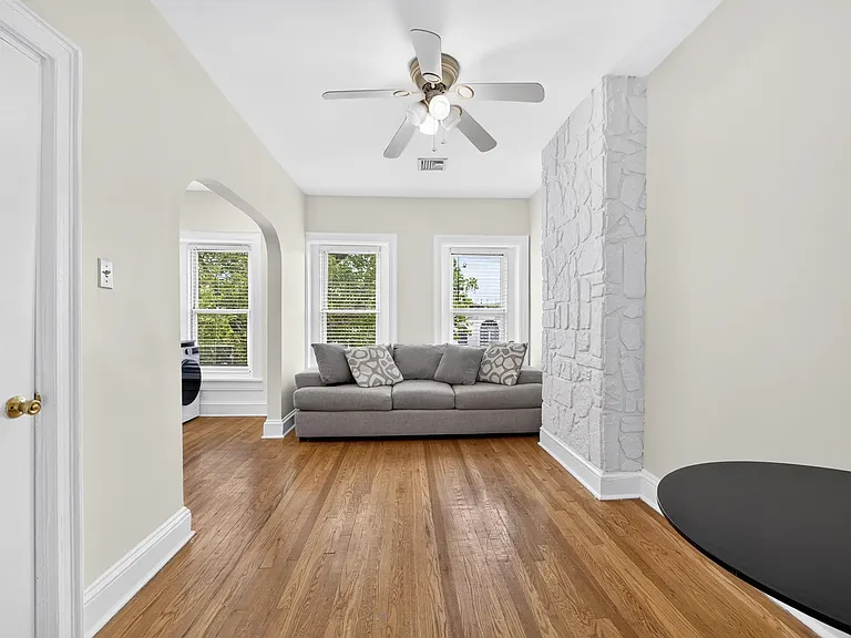 7 Whitman Ave #2 — Photo 3