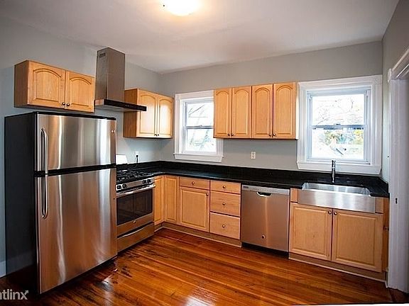 41 Belknap St. #3 Somerville Shared Unit Photo 1