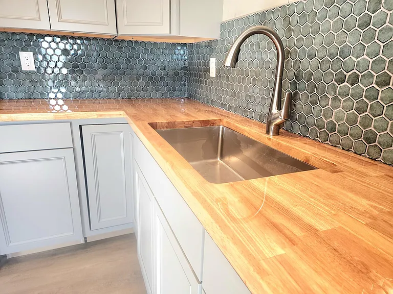 134 Village Dr — Photo 2