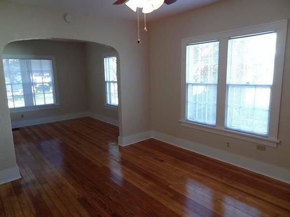 Dining Room / Living Room