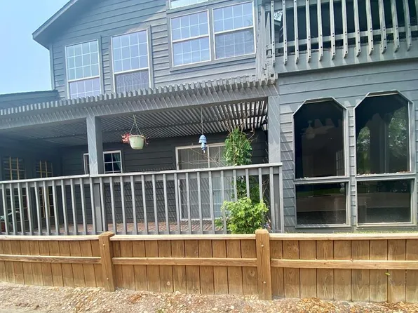 210 Oak St APT 701, Rockport, TX 78382