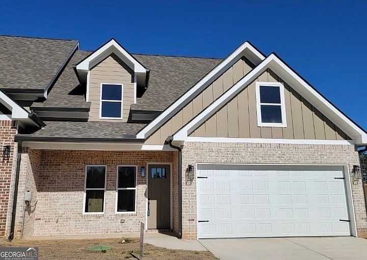 1st image of 123 Stoneybrook Dr