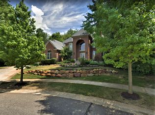 47964 Andover Dr, Novi, MI