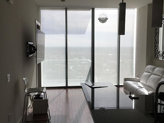 3rd image of 610 E Market St Unit 2917