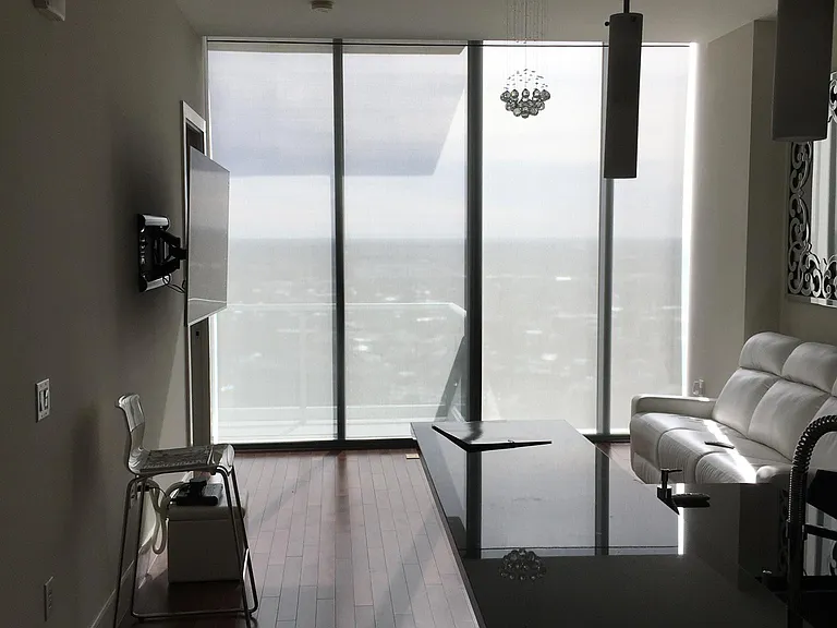 610 E Market St #2917 — Photo 3