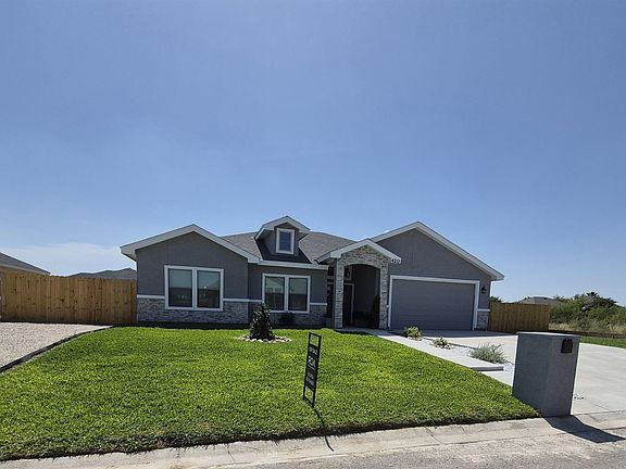 3rd image of 420 Pitaya Ln