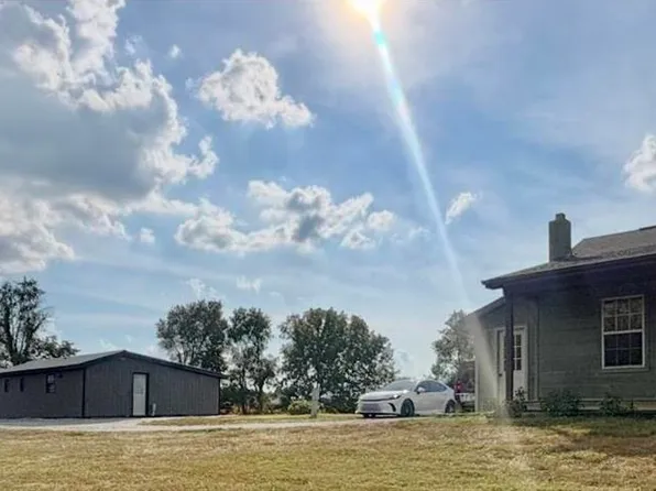 1459 Davis Rd, Campbellsvlle, KY 42718
