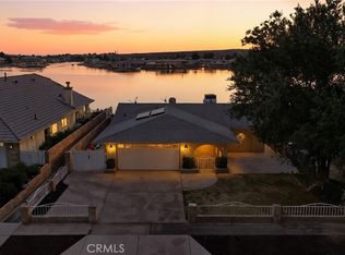 27488 Lakeview Dr, Helendale, CA 92342