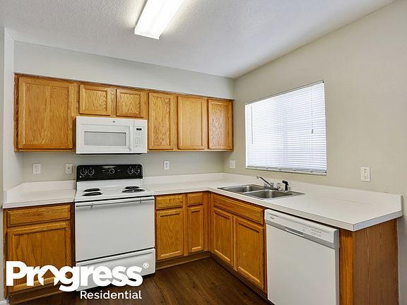 5th image of 30544 Midtown Ct