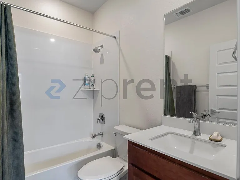 932 Noble Fir Ter #7 — Photo 24