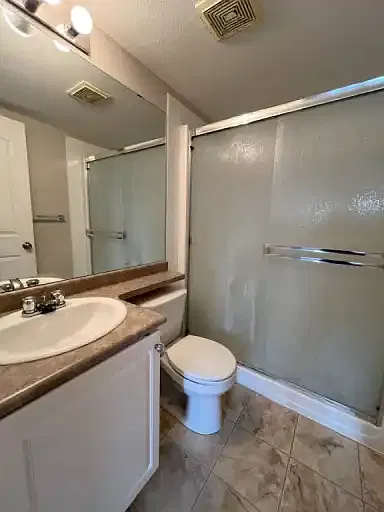 2 bed, 2.0 bath, 1000 sqft, $1,700 — Photo 4