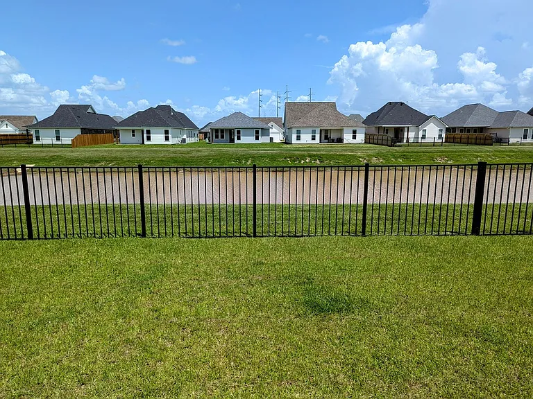 213 Preston Rose Ln — Photo 23