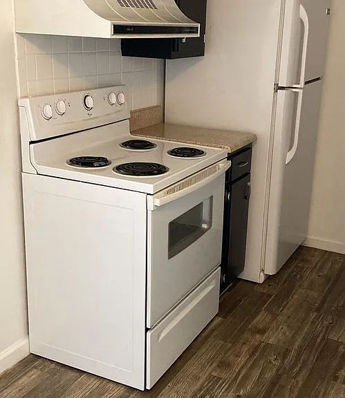 Prime at Uptown Apartments and Townhomes — Photo 7