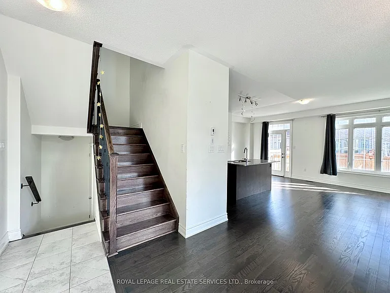 1355 Restivo Ln — Photo 11