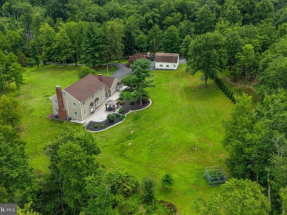4th image of 1881 Township Line Rd