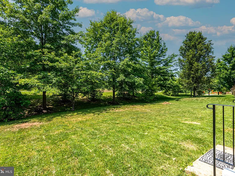 15121 Toccoa Ct — Photo 40