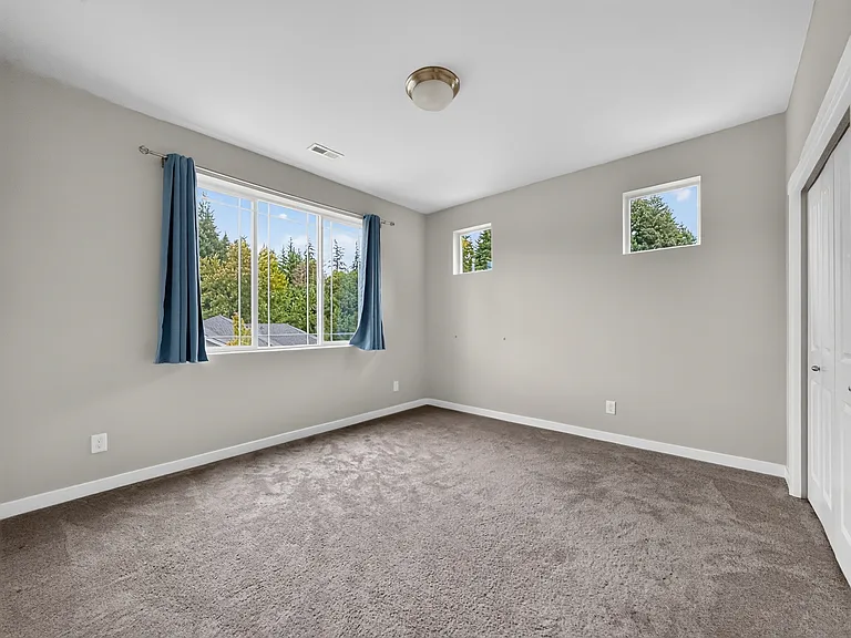 15249 NE Woodland Pl — Photo 20