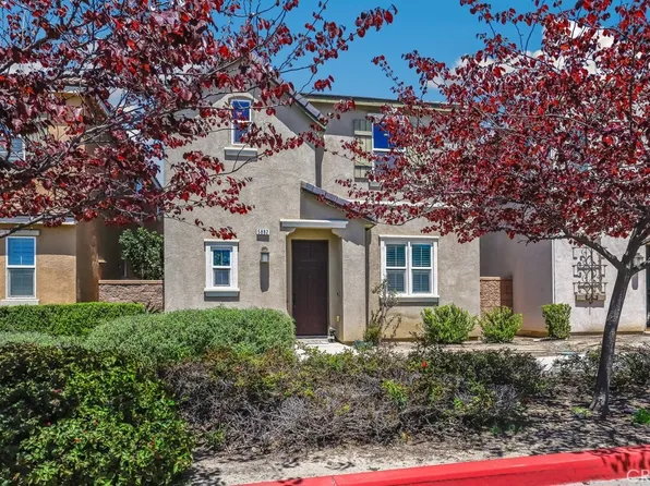 5882 Ginger Dr, Corona, CA 92880