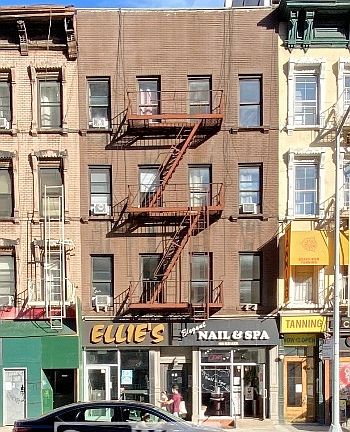 4th image of 1570 2nd Ave #3G