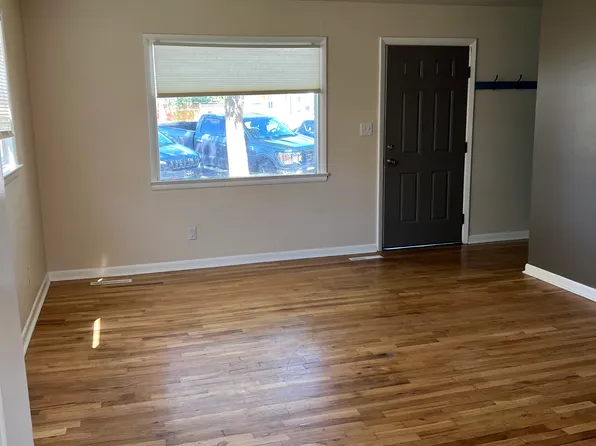 838 13th St #1, Cody, WY 82414