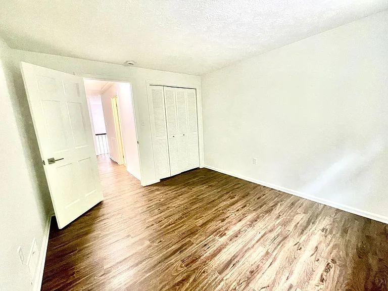 1010 River Oaks Dr — Photo 15