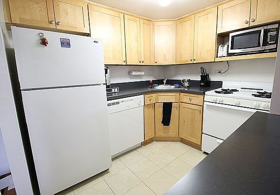 4th image of 325 E 64th St APT 509