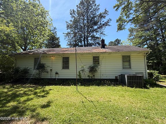 3rd image of 2340 Meadowbrook Road