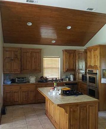 3rd image of 18329 Lake Harbor Ln