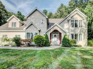 246 Tunnel Rd, Vernon, CT 06066