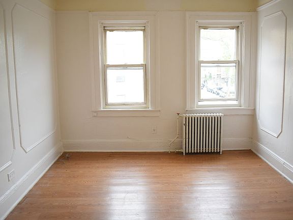 3rd image of 14-34 27th Ave #3B